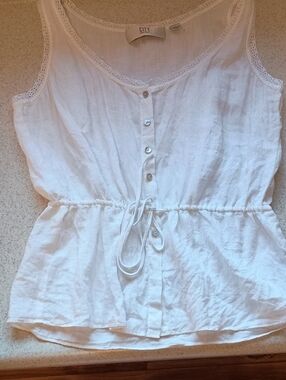 City DKNY White Crochet-Trim Sleeveless Linen Top Size 8